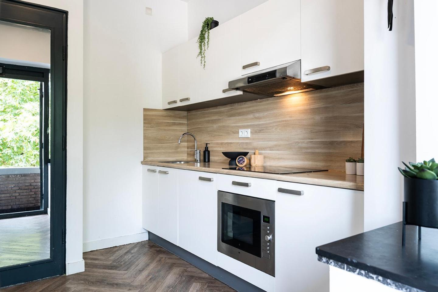 Vakantiehuis Basic W Kitchen, Station Close, Wifi Access Tilburg